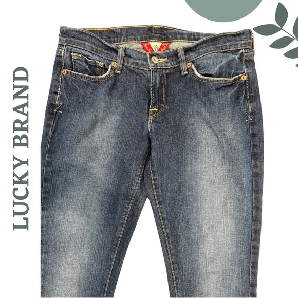 Lucky Brand Classic Mid-Rise Straight Cut Jeans | Blue Denim| Size 28 - Picture 3 of 7